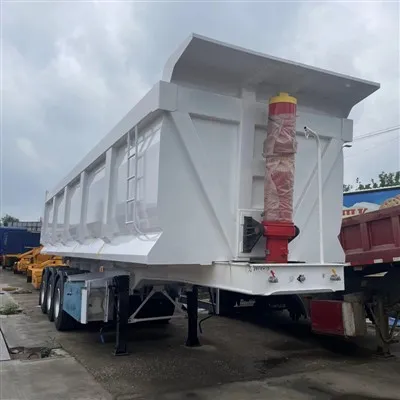 Jak bezpiecznie obsługiwać naczepę do przewozu węgla?